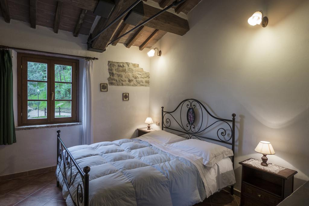 Agriturismo Monte Acuto Umbertide Room photo